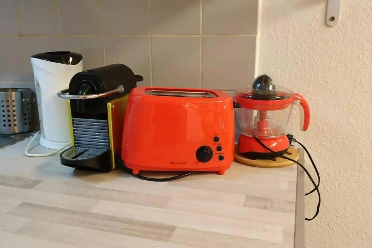 Appartement Proche Marche Au Coeur Du Centre + Wifi La Rochelle  Exterior photo